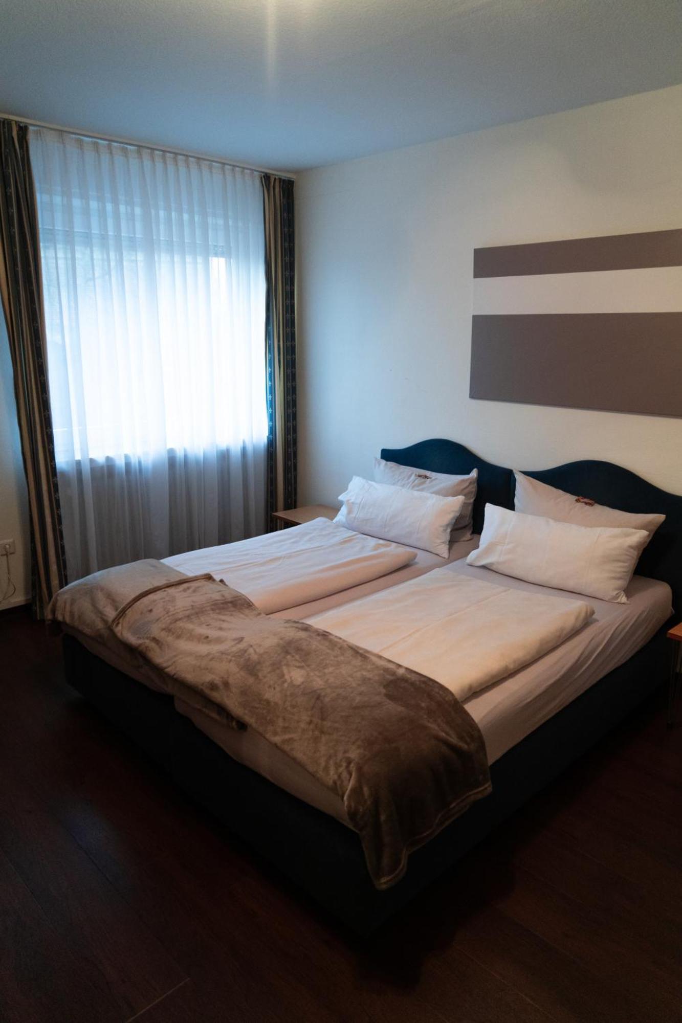Hotel-Restaurant Kolpinghaus Линген Екстериор снимка