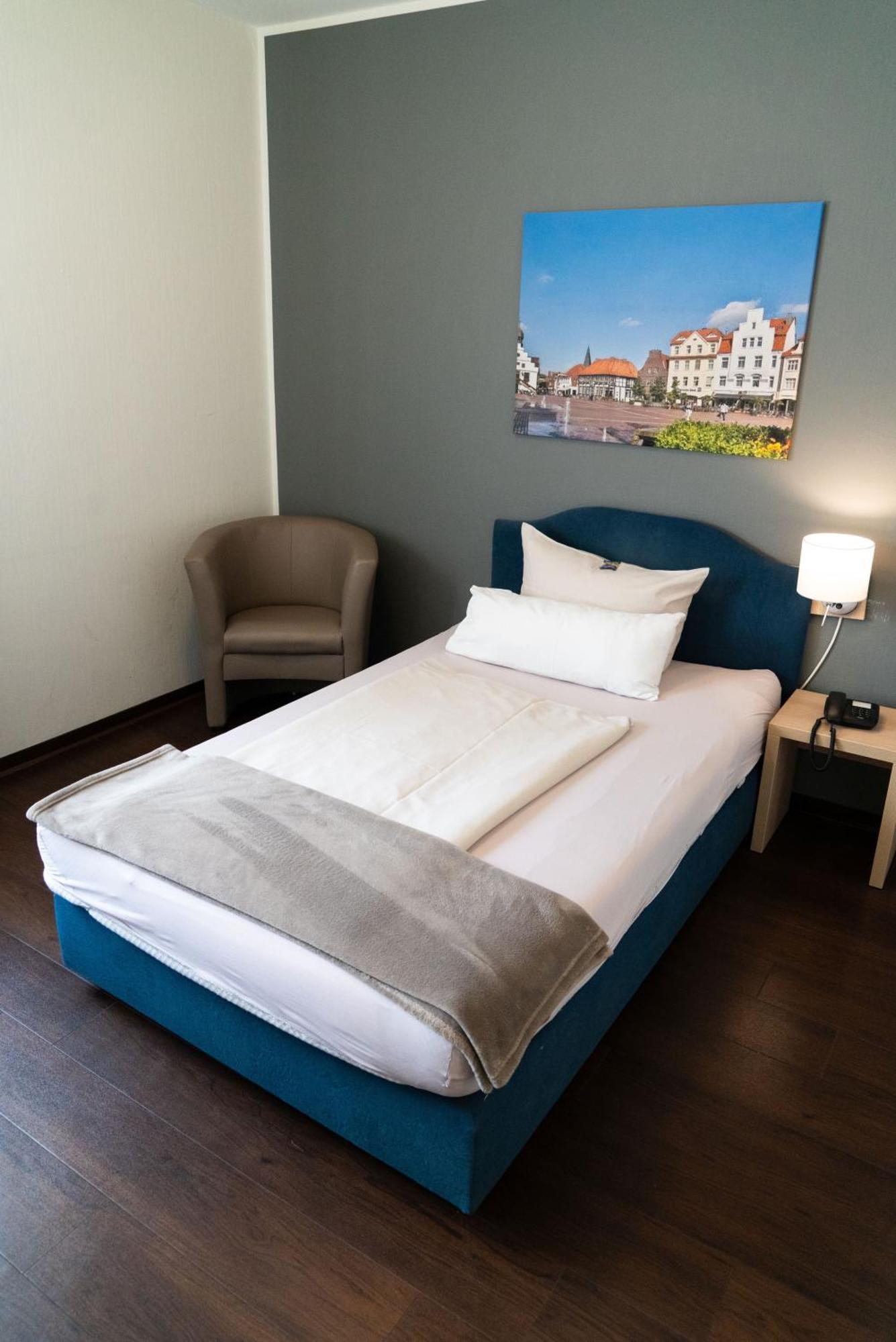 Hotel-Restaurant Kolpinghaus Линген Екстериор снимка