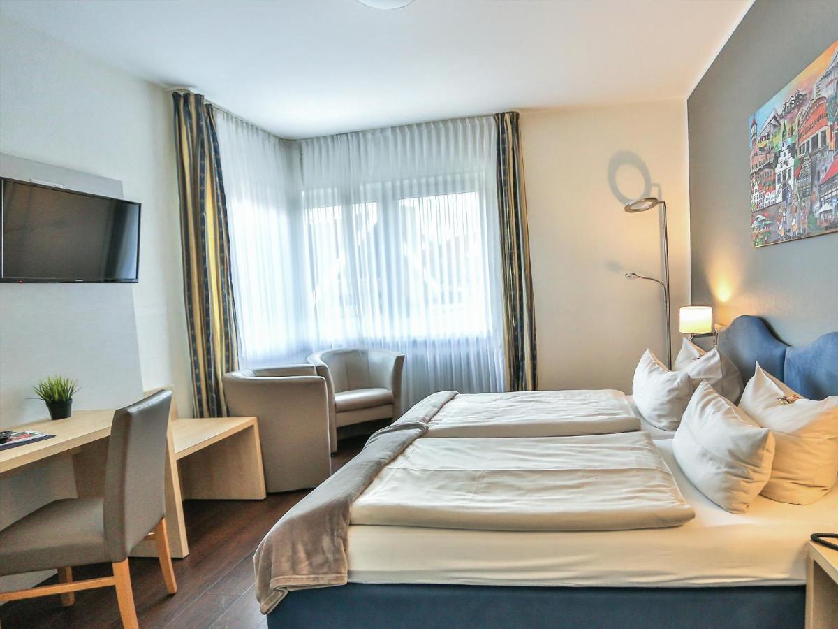 Hotel-Restaurant Kolpinghaus Линген Екстериор снимка